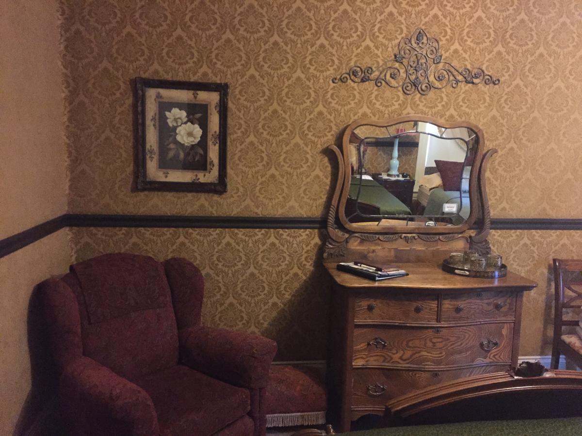 Inn The Whitmore Weaverville